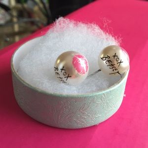 Betsey Johnson earrings!
