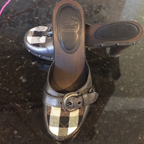 Auth Burberry Clogs 38 - Picture 2 of 3