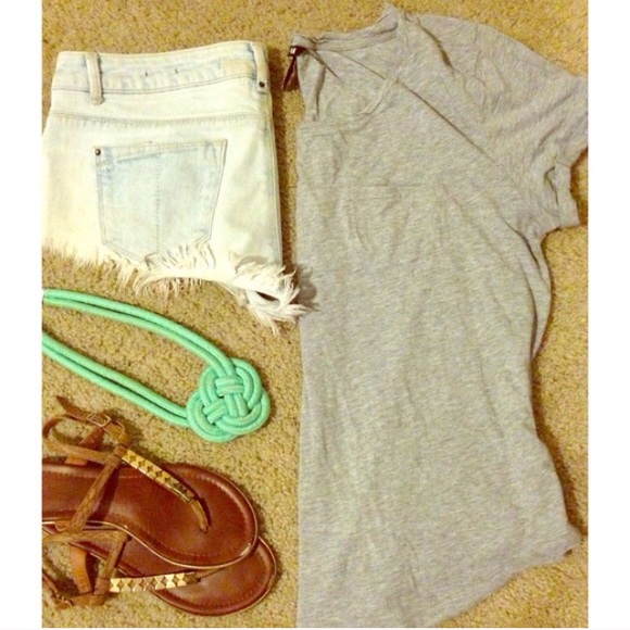 H&M grey Tshirt