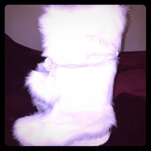 💕Victoria's Secret Fur Boots💕
