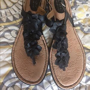 Born Concept Floral sandals