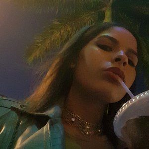 Meet your Posher, Alexandra