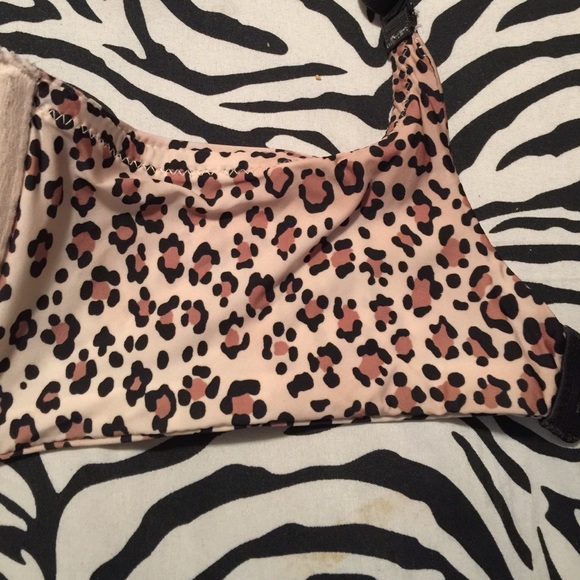 Victoria Secret Bra - Picture 4 of 4