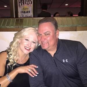 Meet your Posher, Dana