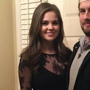 Meet your Posher, Casey