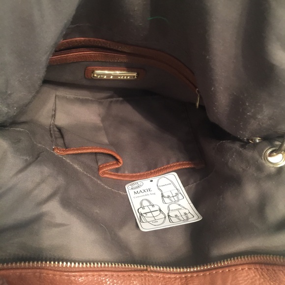 SOLD ON 〽️ERCARI Steve Madden purse - Picture 4 of 4
