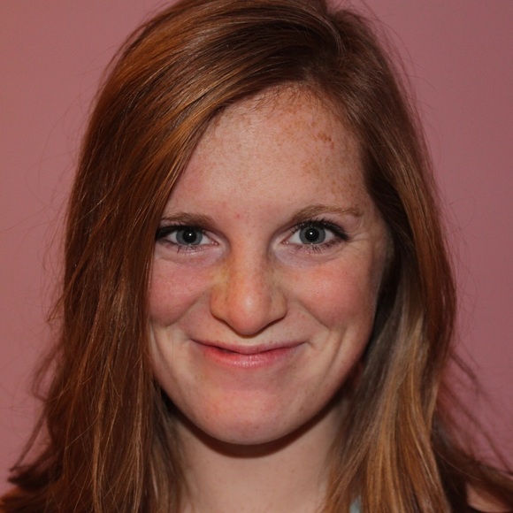 Meet your Posher, Hannah - Picture 1 of 1