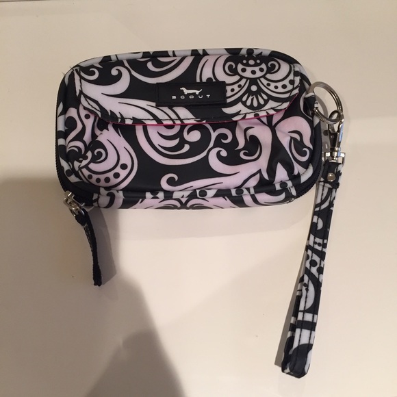 Scout wristlet