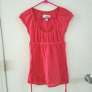 Super cute American Eagle shirt