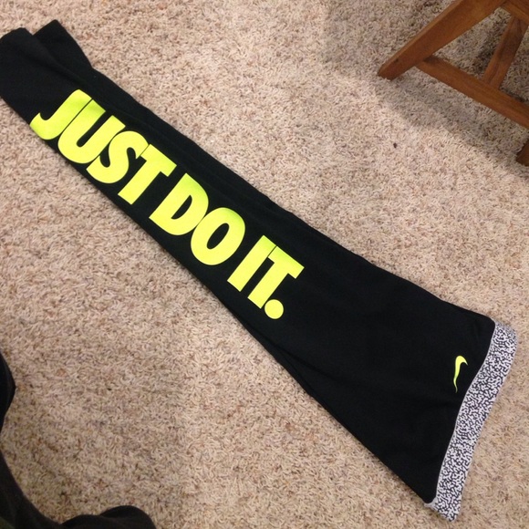 Nike hyper warm mezzo compression tights