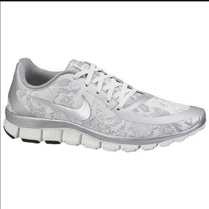 Nike free runs 5.0