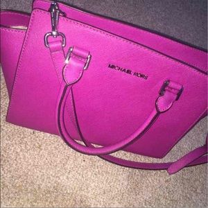 Michael Kors purse