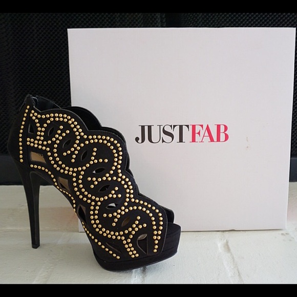 ✨Just Fab "Jasleen" Heeled Bootie✨