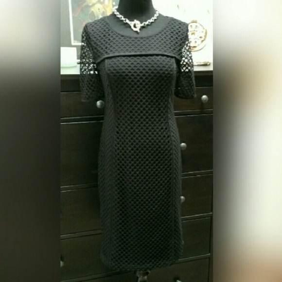 ANNE KLEIN | Gorgeous Black Dress