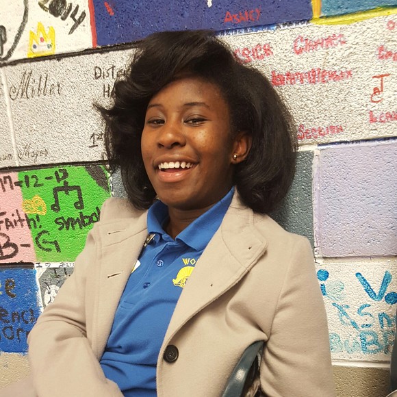 Meet your Posher, Imari