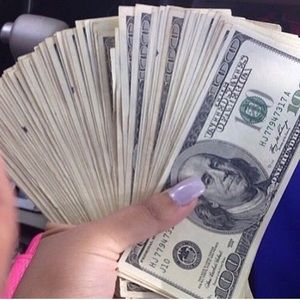 Meet your Posher, Carlos