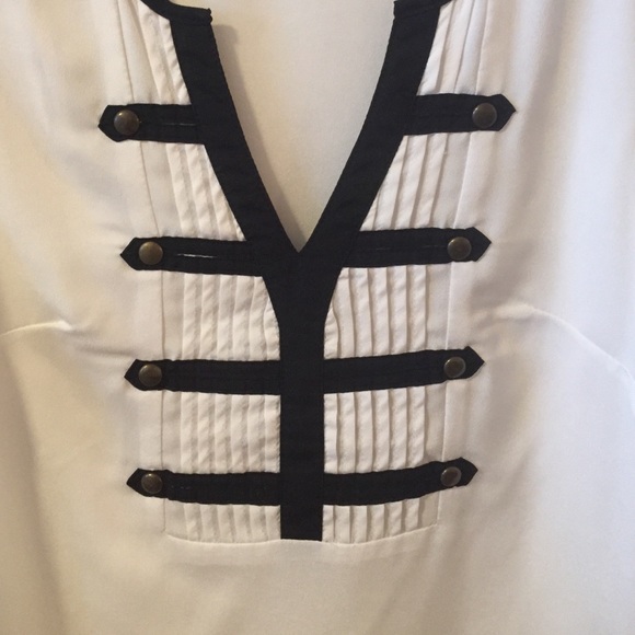 Black And White Statement Blouse - image 3