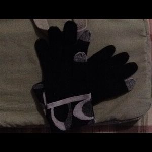 Black Coach tech gloves