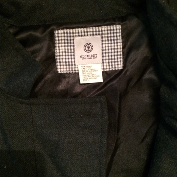 Women’s  Coat - Picture 3 of 3