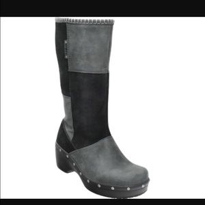 Crocs clog boots