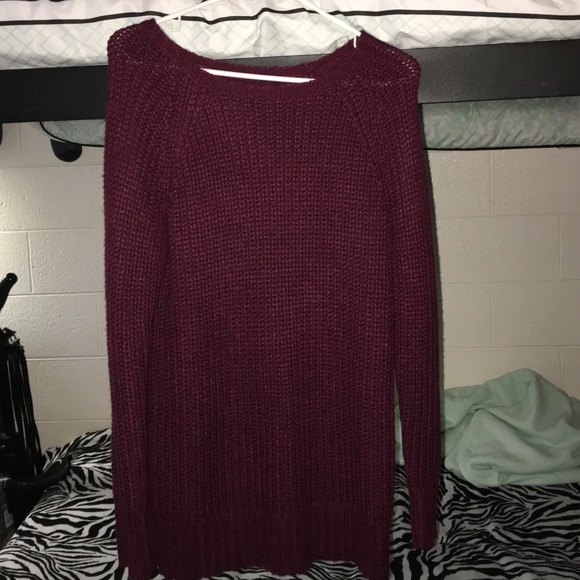 American eagle sweater