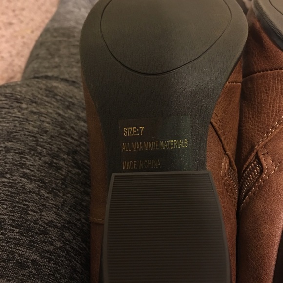 SIZE 7, never worn before BOOTIES or ANKLE BOOTS! - Picture 4 of 4