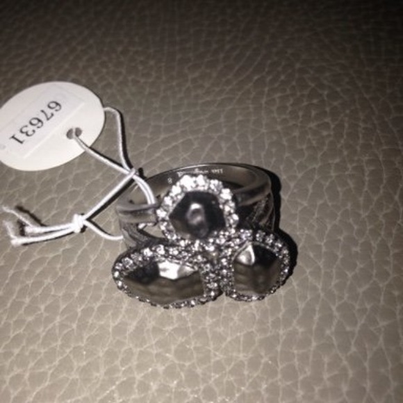 🎉HP🎉NWT crystal and hematite statement ring - Picture 2 of 4