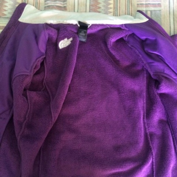 purple North Face women's regular. medium - Picture 4 of 4
