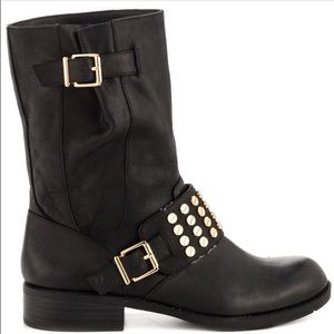 Jessica Simpson boots