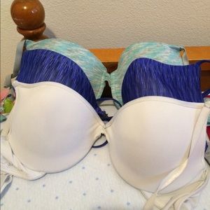 3 bras