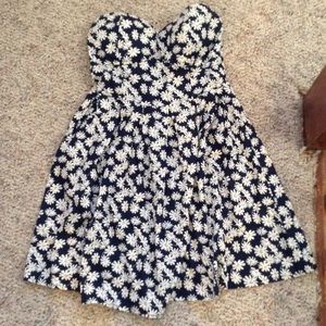 Strapless daisy dress