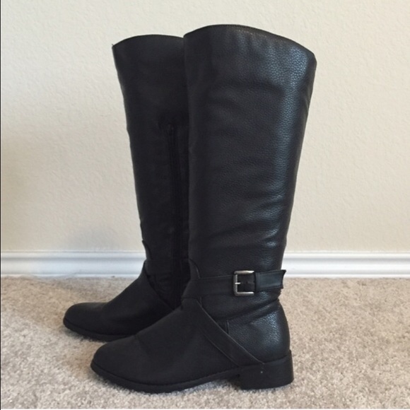 Black riding boots