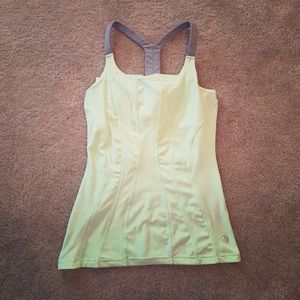 Mint workout top size S