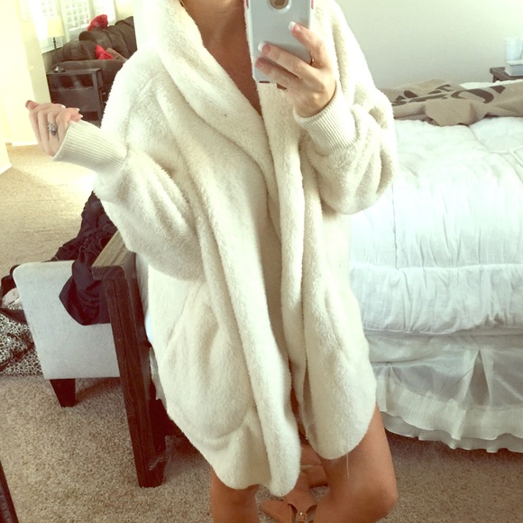 Nasty Gal Sweaters - Amazing super cozy white sweater