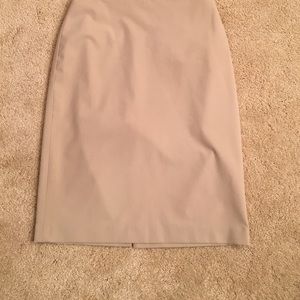 New The Limited skirt size 2