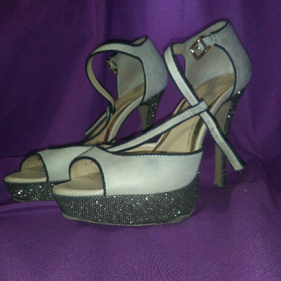 Gorgeous High Heels!!