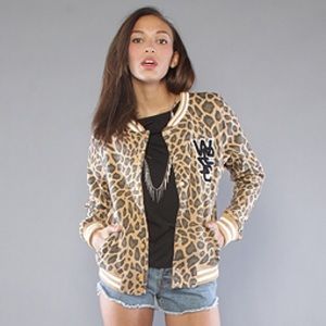 WeSC THE LAIKA FLEECE JACKET IN CAMEL/CHEETAH