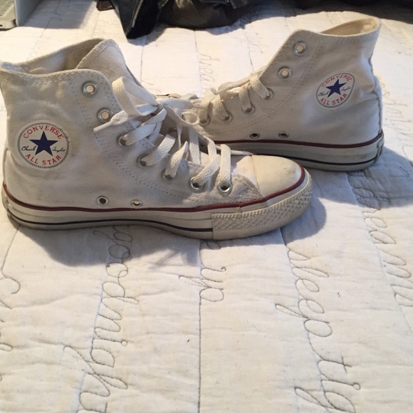 Converse - Picture 3 of 4