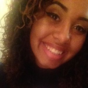 Meet your Posher, Jasmine