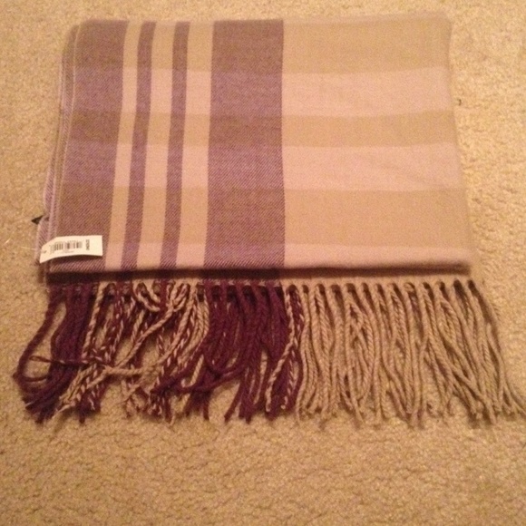 Gap Purple & Tan Scarf