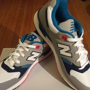 NEW BALANCE 530