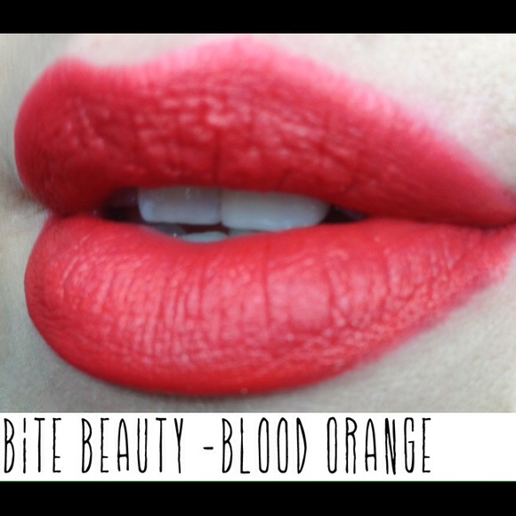Bite matte creme lip crayon