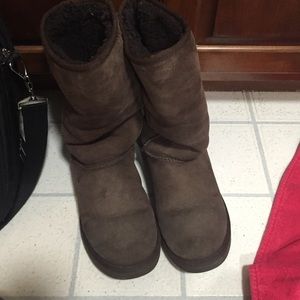 Dark brown talk ugh boots