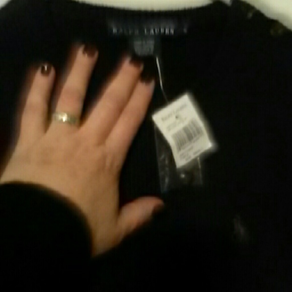 Sweater - Picture 2 of 4