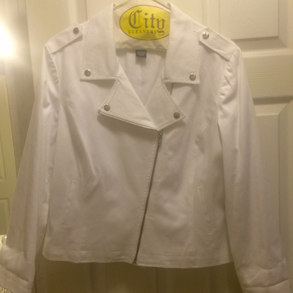 NWOT white cotton motorcycle style jacket