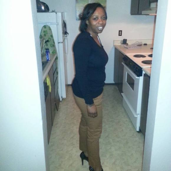 Meet your Posher, Laketa - Picture 1 of 1