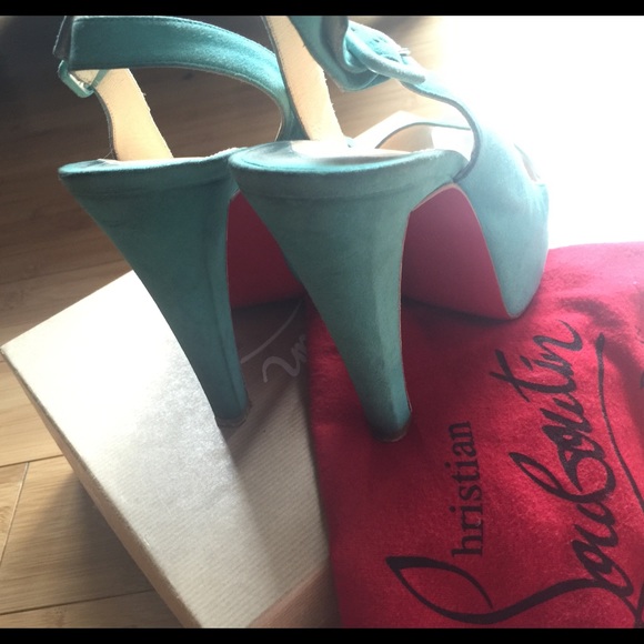 Sold‼️Pre-loved Christian Louboutin Teal - Picture 2 of 4