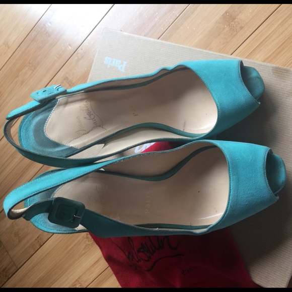 Sold‼️Pre-loved Christian Louboutin Teal - Picture 3 of 4