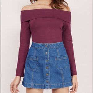 NWOT Off the Shoulder Crop Top