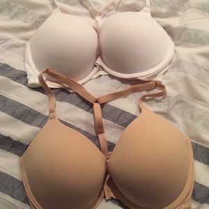 Bundle of two T back vs pink bras